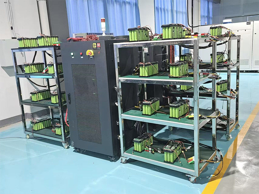 ジョイポ 2400W 最強の太陽光発電機 ヴァンライフロードトリップのための携帯電源ソリューション